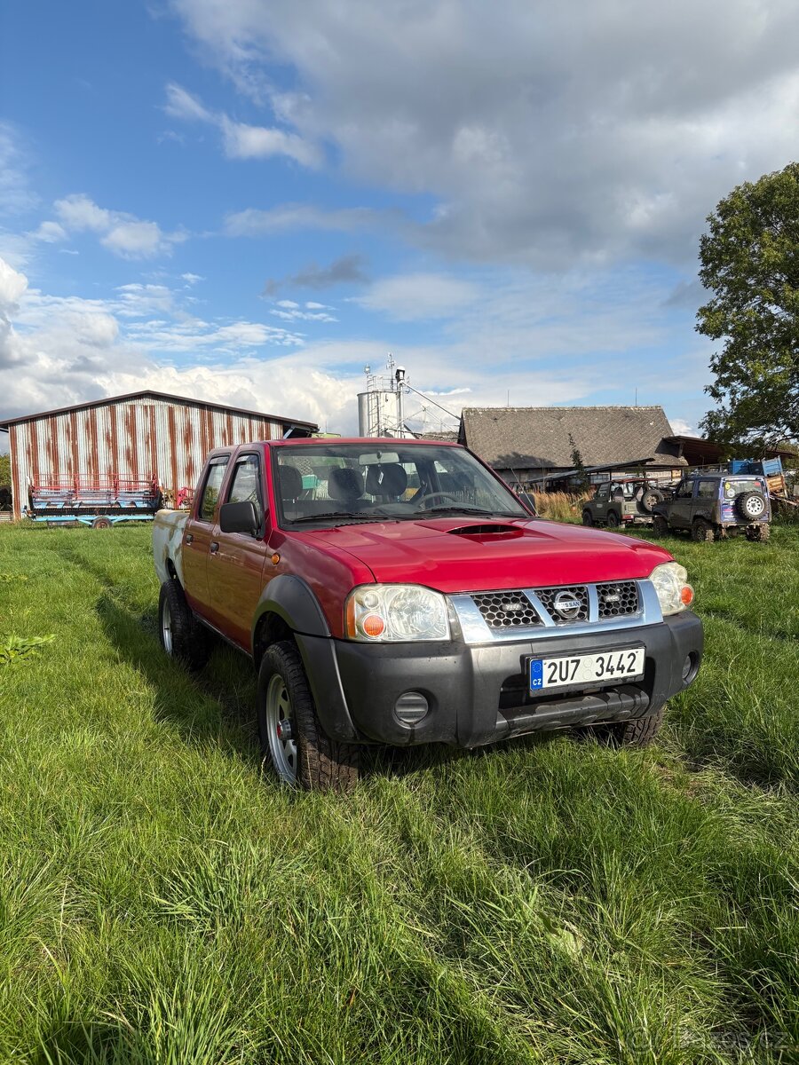 Prodám Nissan Navara D22, pick up
