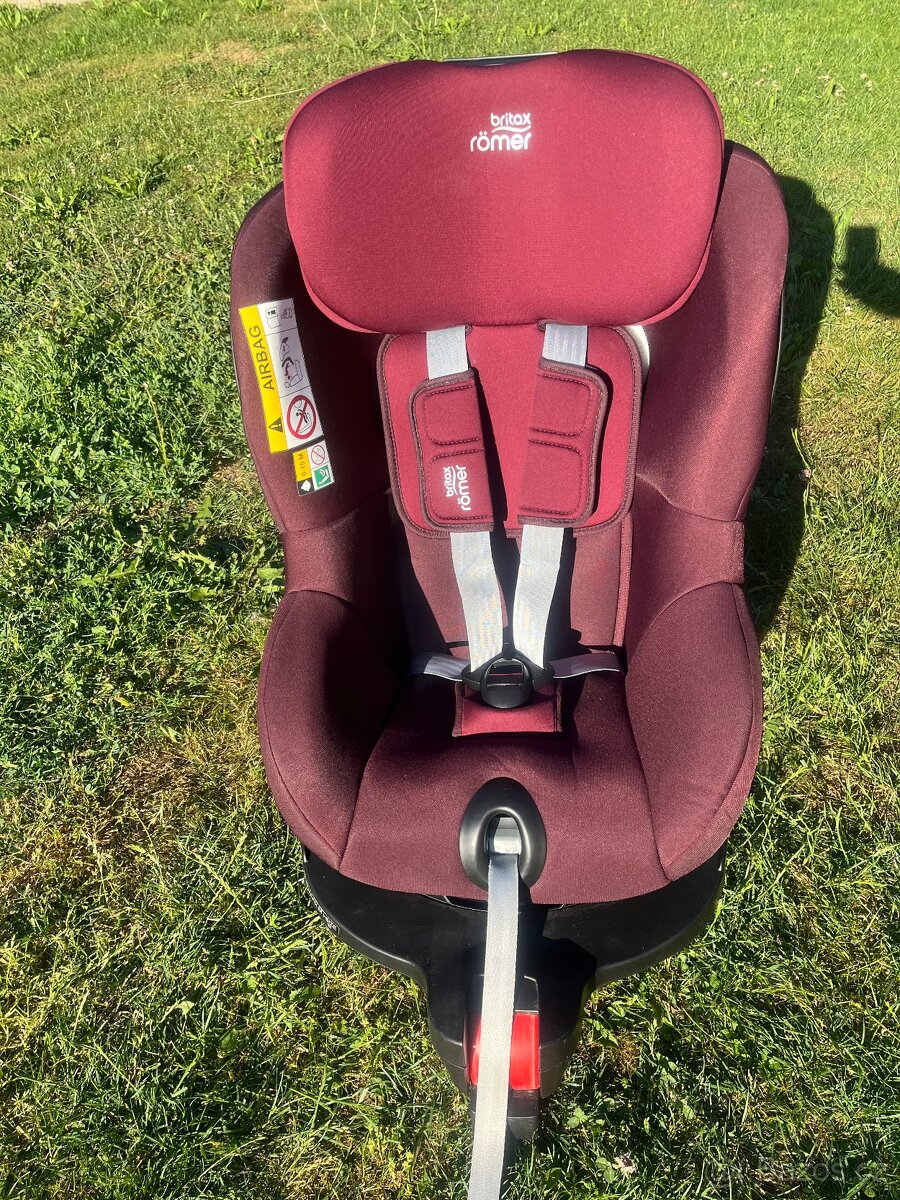 Autosedačka Britax Römer Dualfix -M size 9-18kg