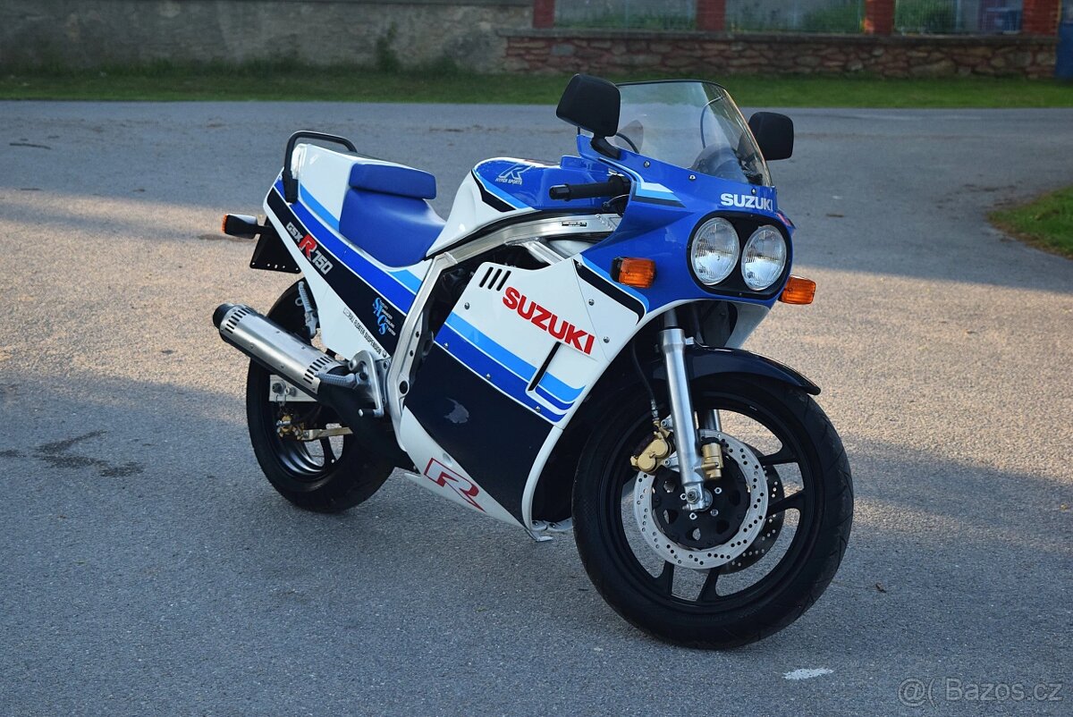 Suzuki GR75A 1986
