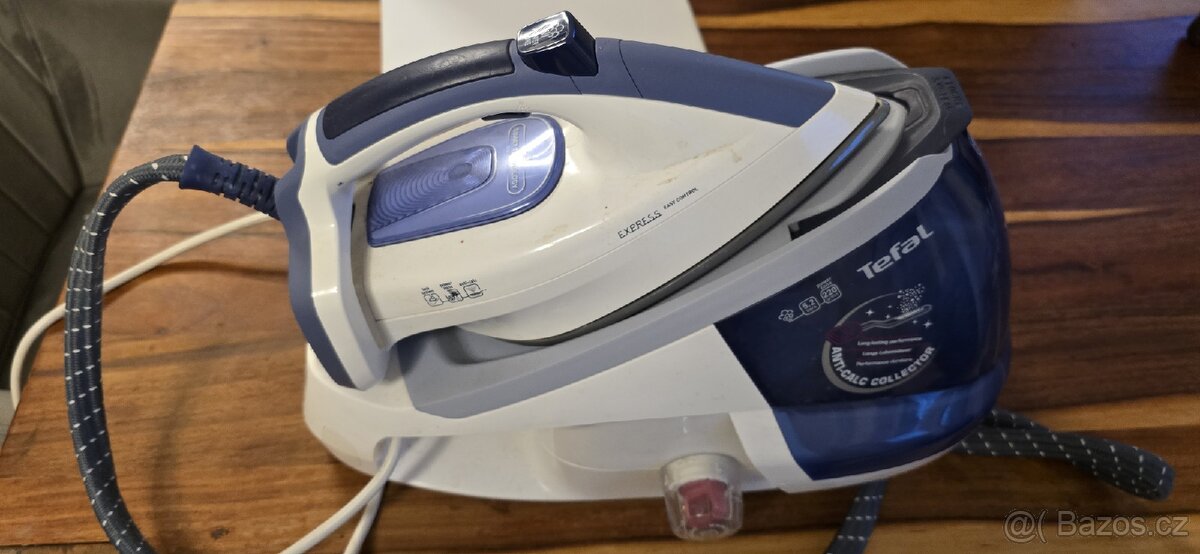 Tefal GV7550 parní generátor