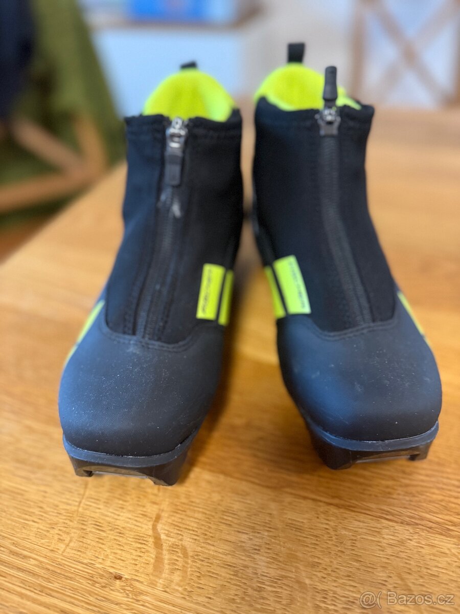 🎿 Dětské běžkařské boty Fischer XJ Sprint, velikost 34