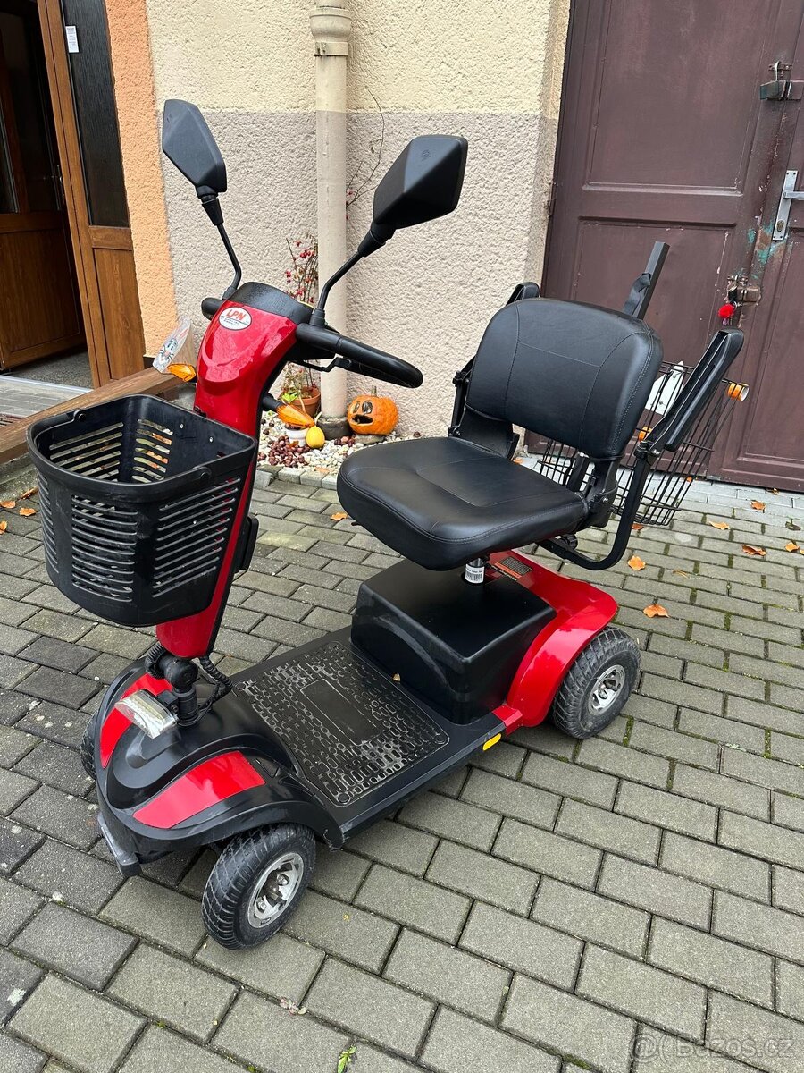 Elektrická čtyřkolka/vozík LPN Malux+