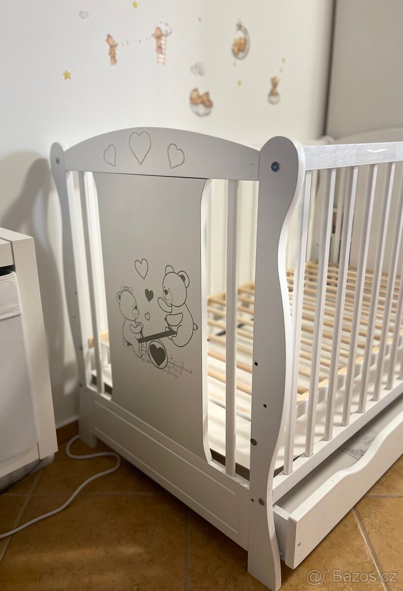 Dětská postýlka + šuplíkem