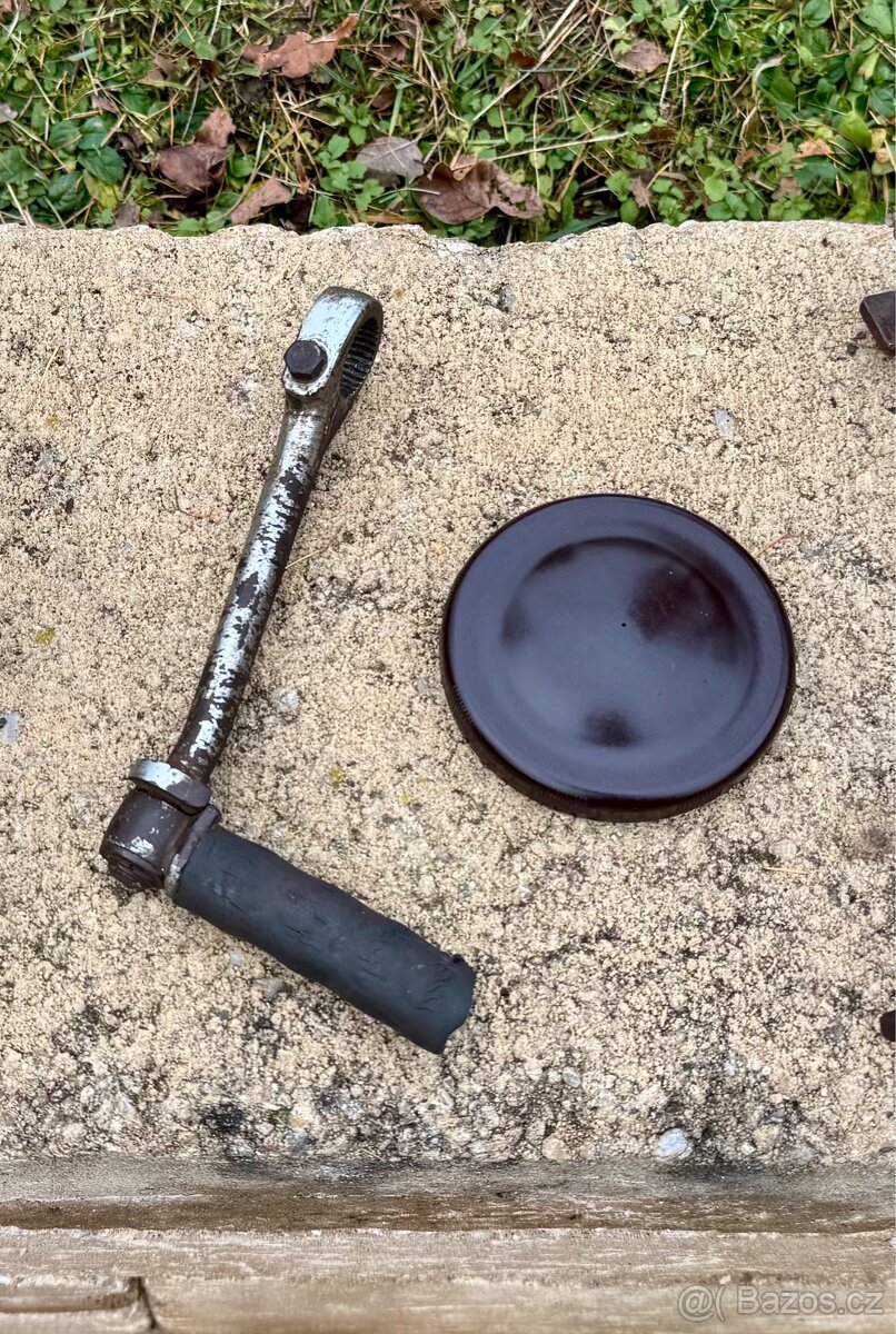 Jawa 250 350 perak, kyvacka, Ogar, ČZ - dily