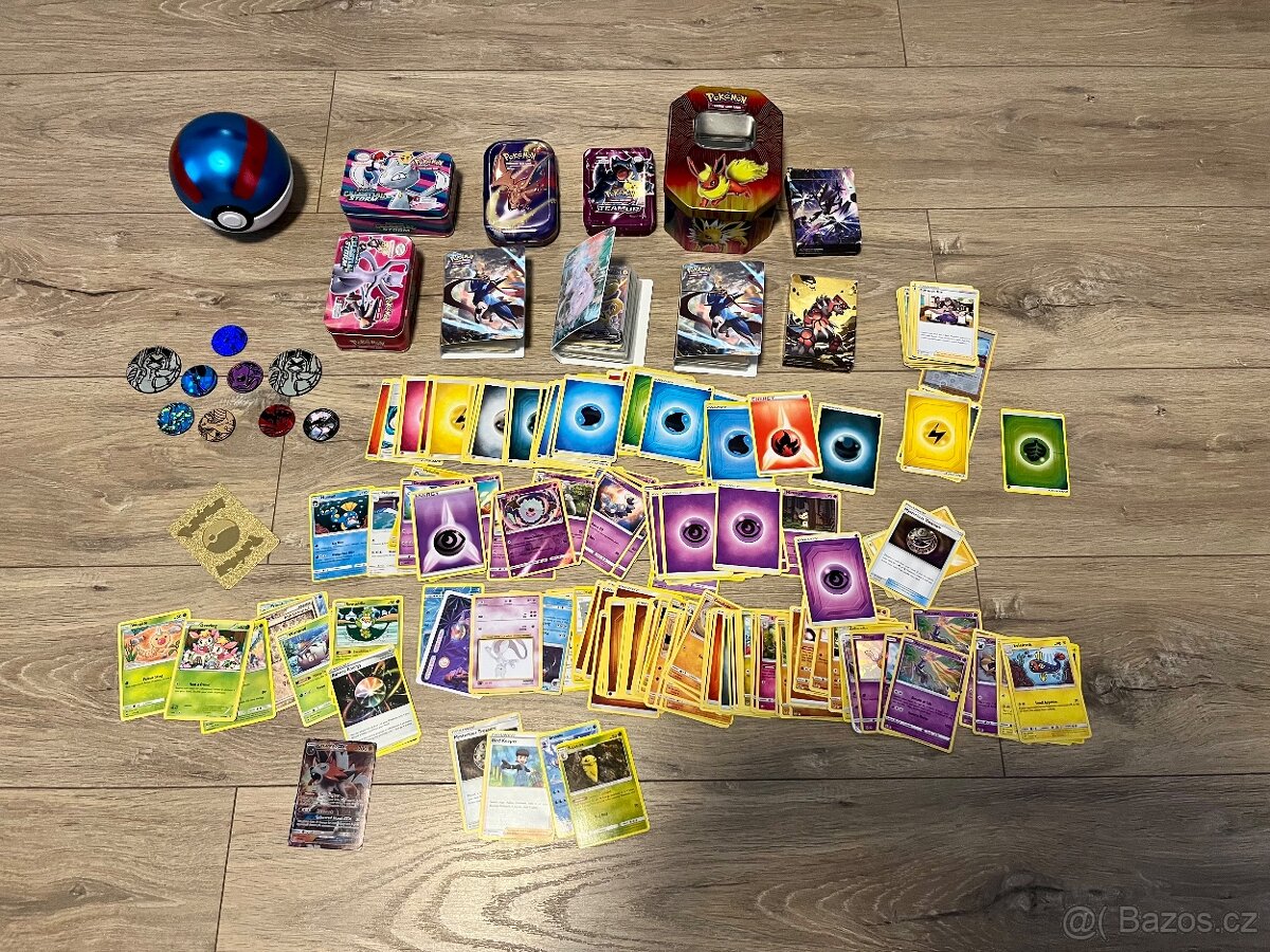 Kartičky, krabičky a příslušenství Pokemon