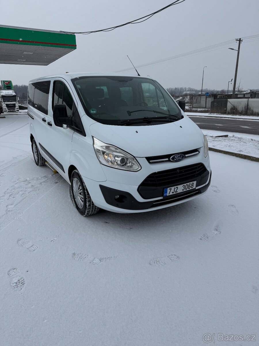 Ford Transit Custom 9 Míst