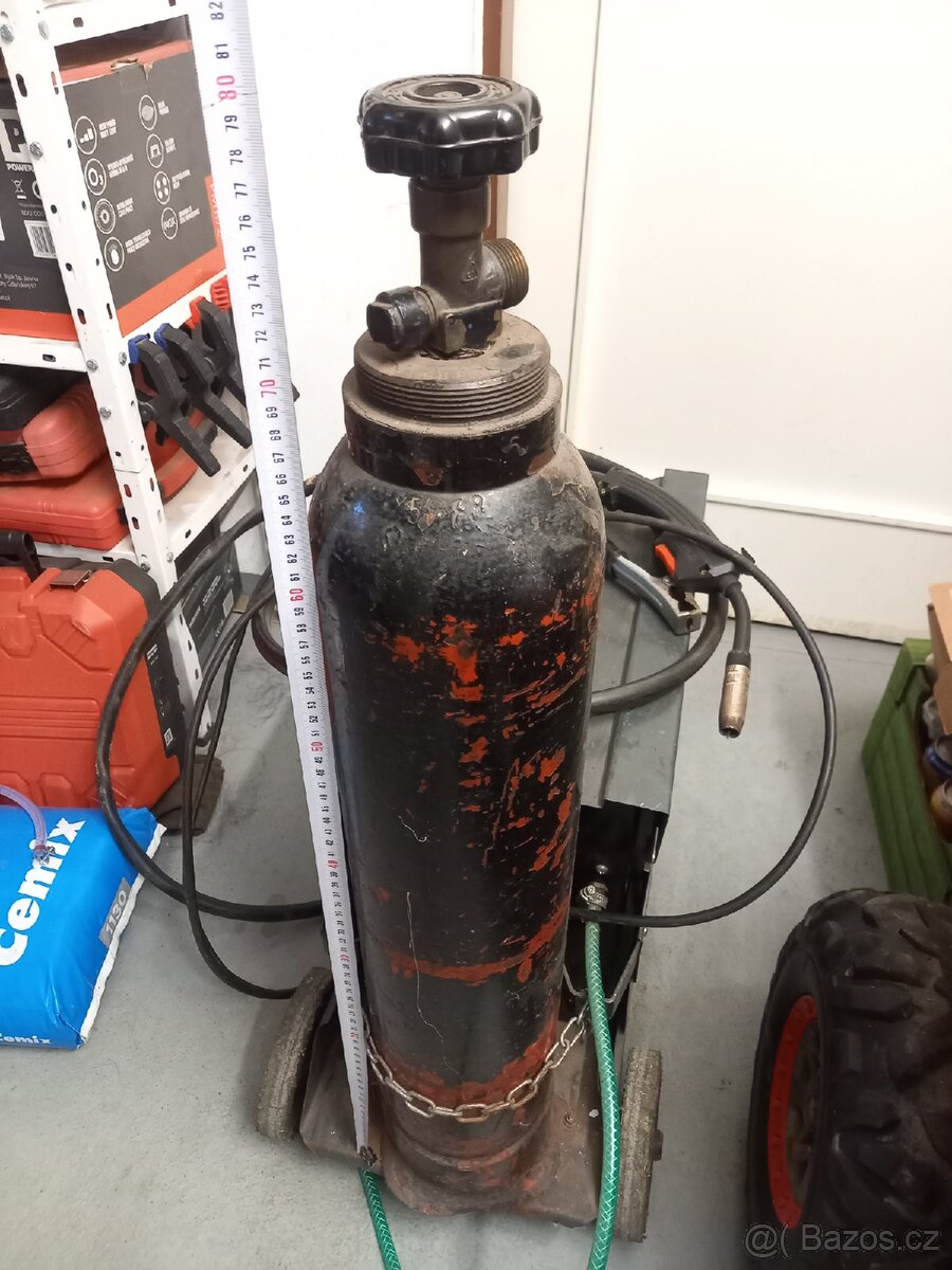 Láhev CO2 svařování