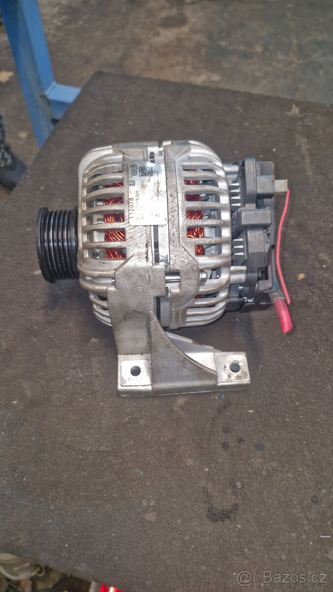 Alternátor volvo V70