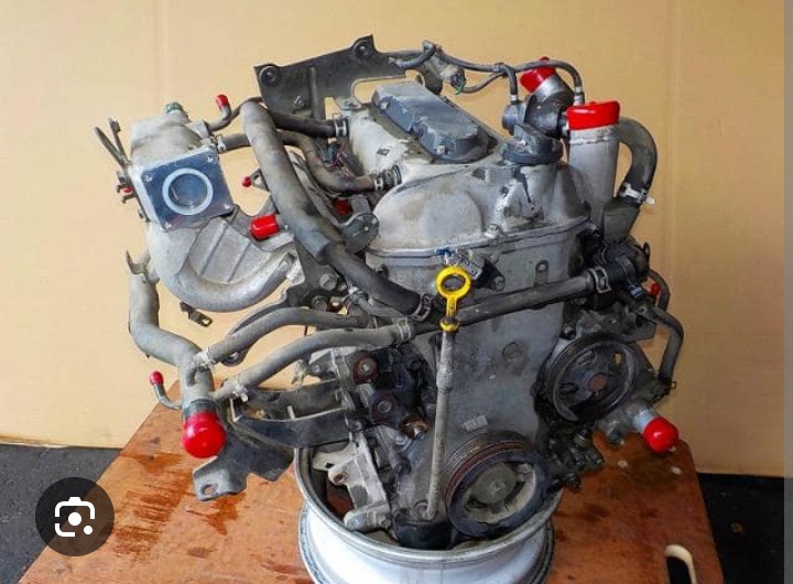 Motor Suzuki Jimny