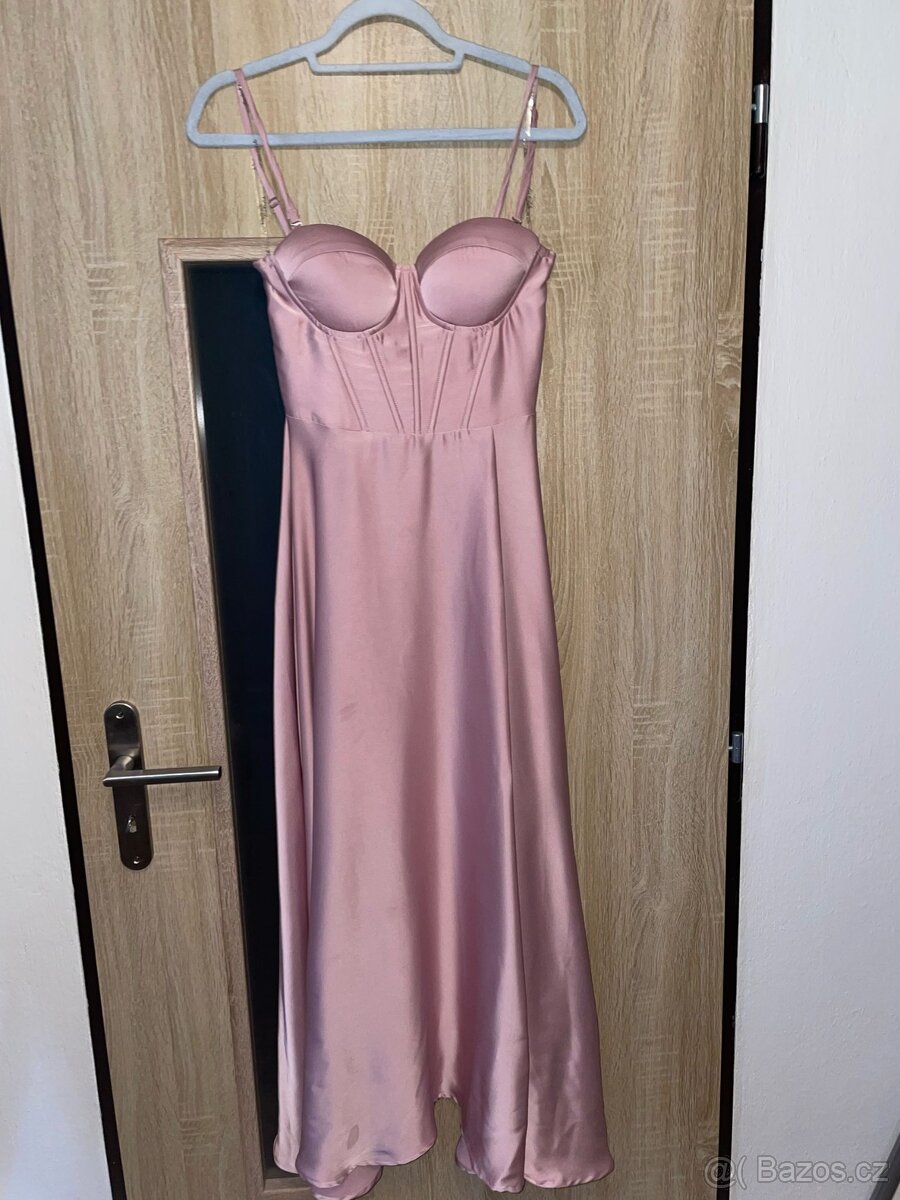 Společenské šaty & plesové šaty