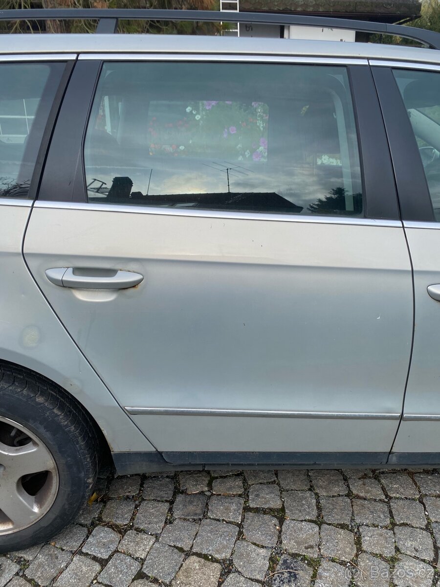 Volkswagen Passat b6 PZ dveře LR7L