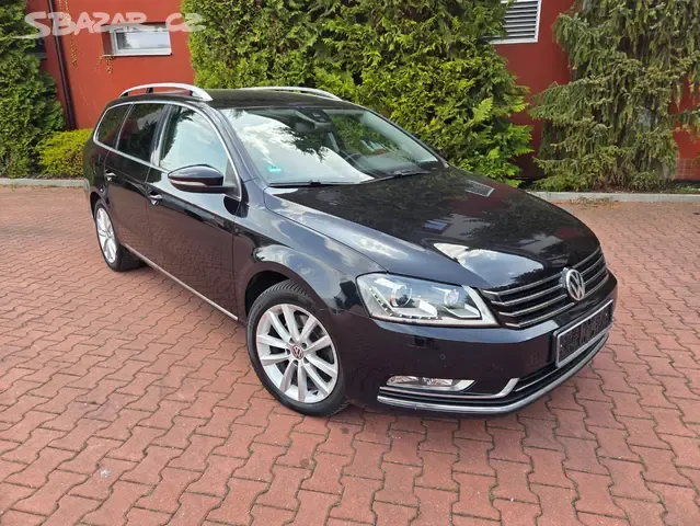 Passat 2.0TDI 103kW DSG,Highline,ACC,navi,xenon,kamera,servi