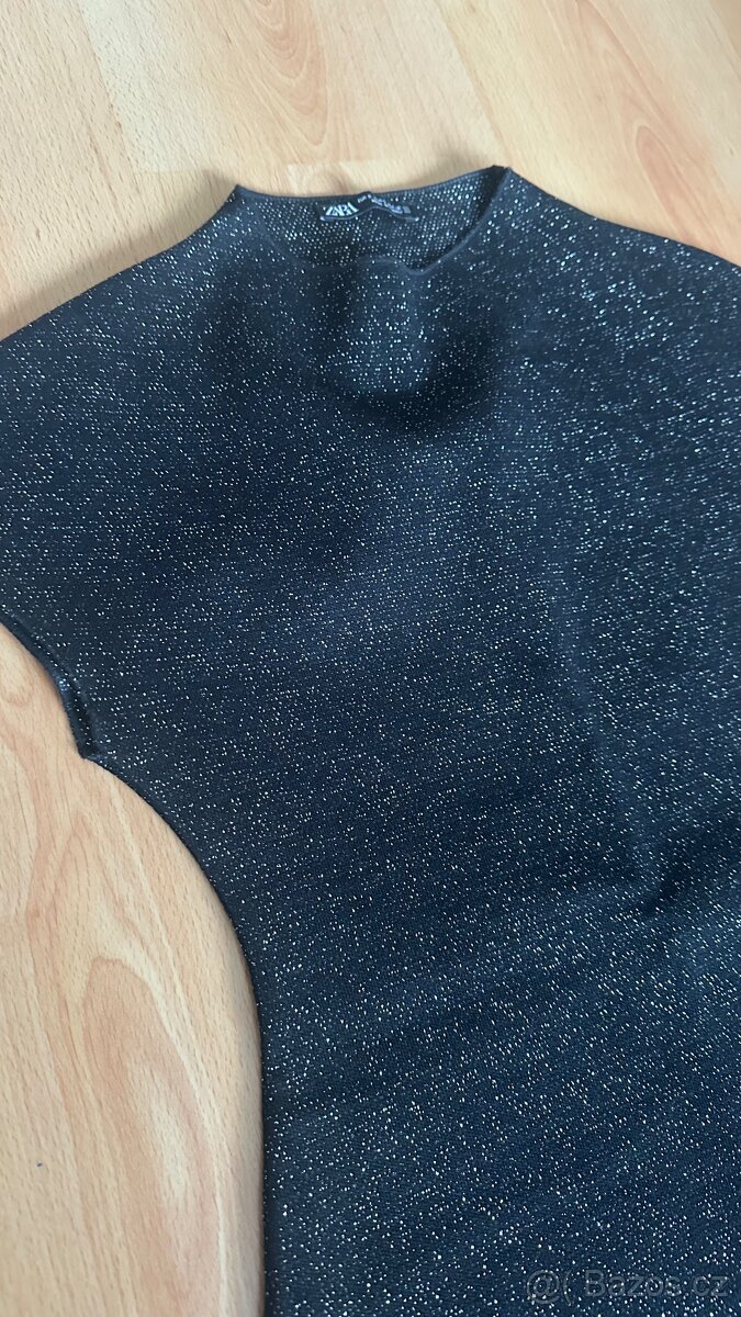 Elastické mini šaty, pevné, stahující vel S jako nové