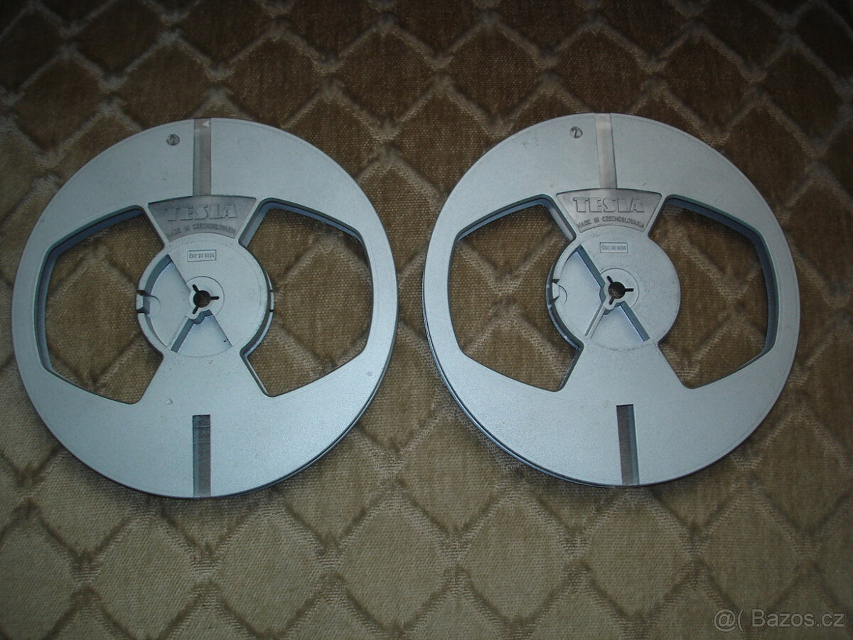 prodám magnetofonové cívky 18 cm