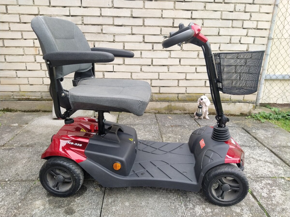 Elektrický skútr čtyřkolový