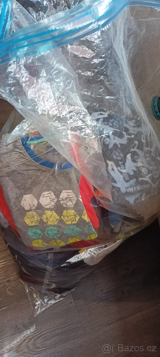 Pytel chlapeckého oblečení 7Kg