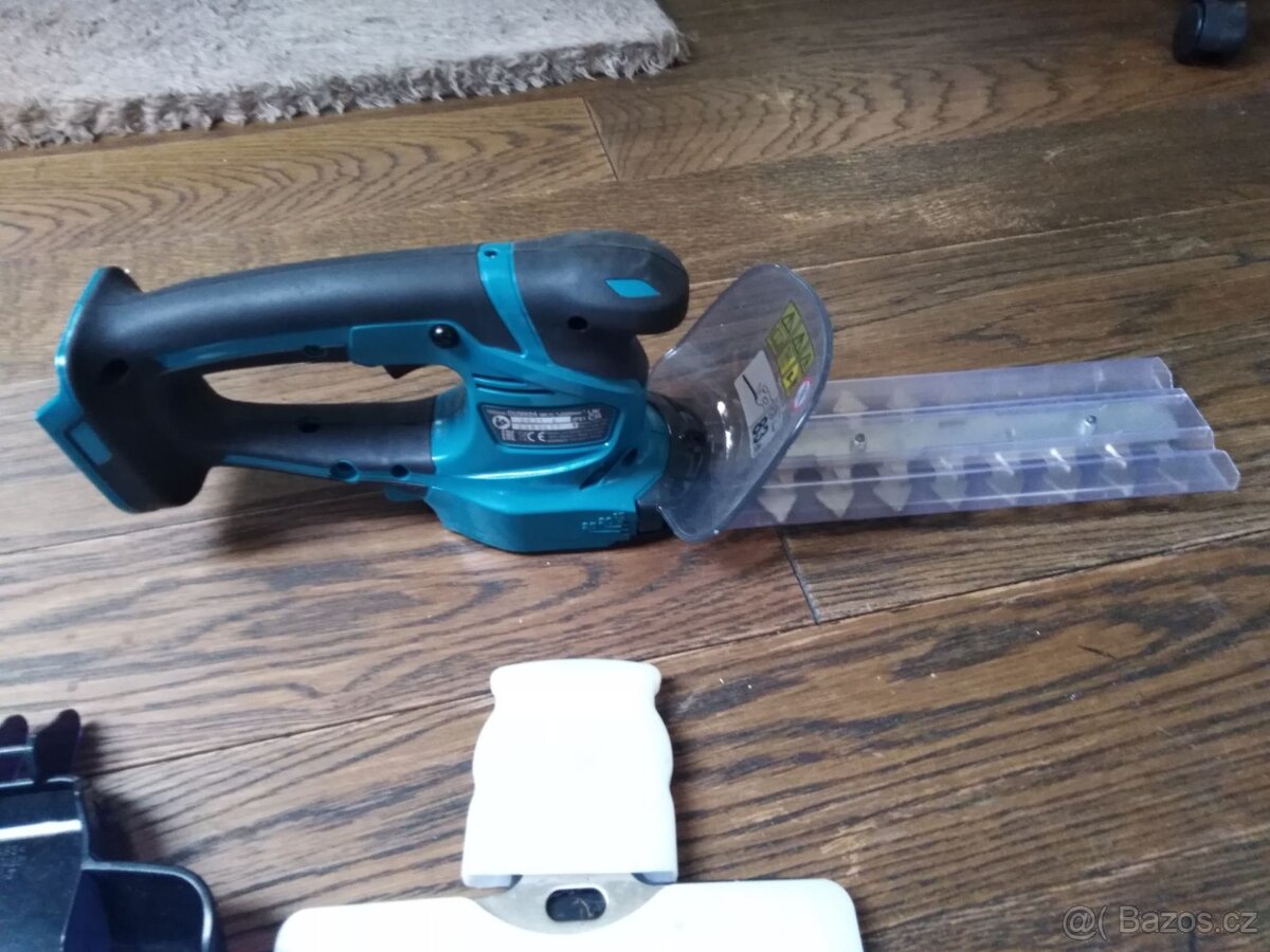 Makita DUM604 aku nůžky na trávu Li-ion LXT 18V, bez aku Z