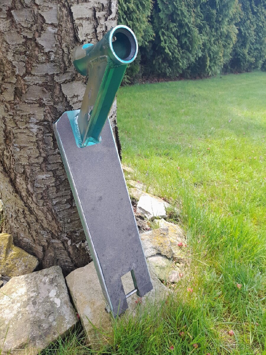Deska na koloběžky