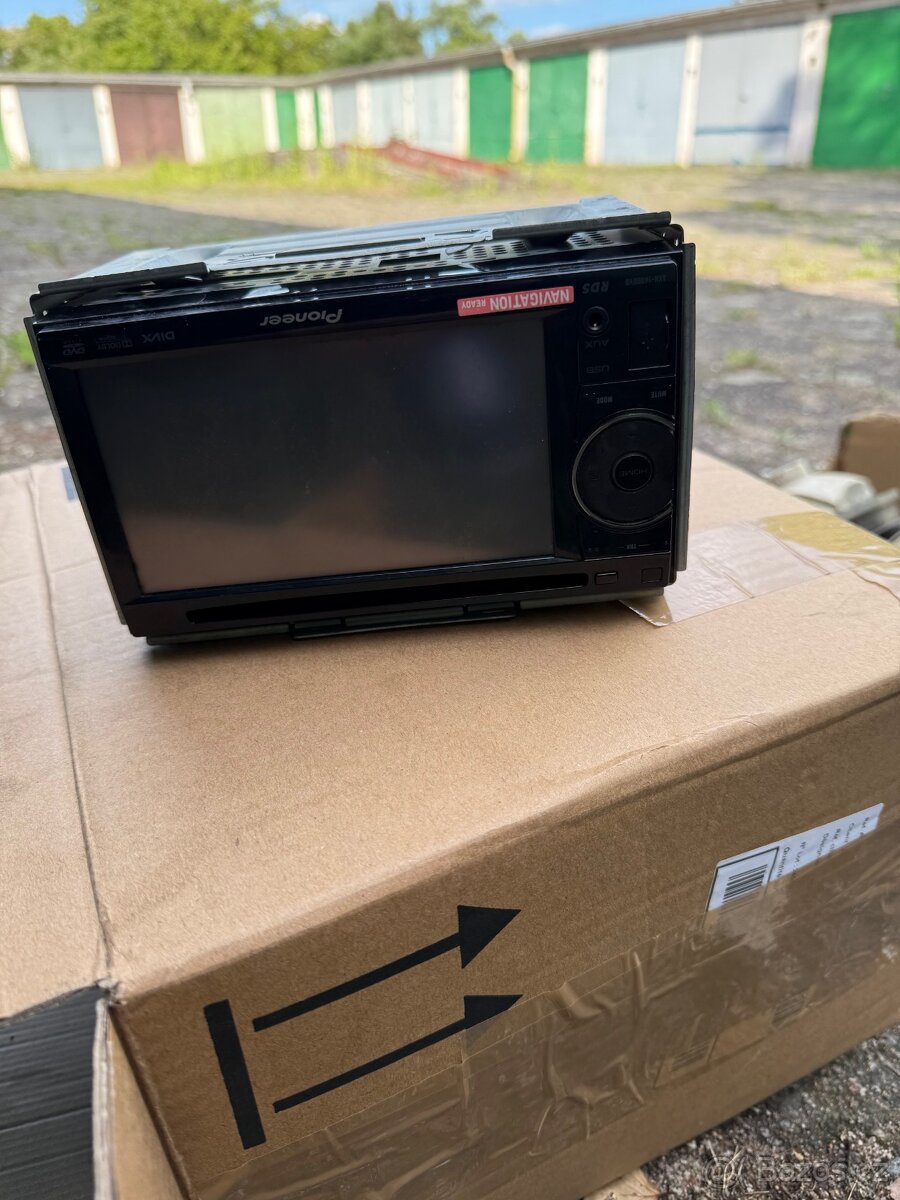 Navigace, radio AVH-1400DVD