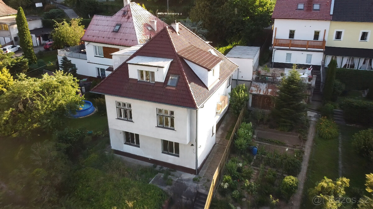 PRODEJ VILY 260 M², ULICE NA POŽÁŘE, ZLÍN