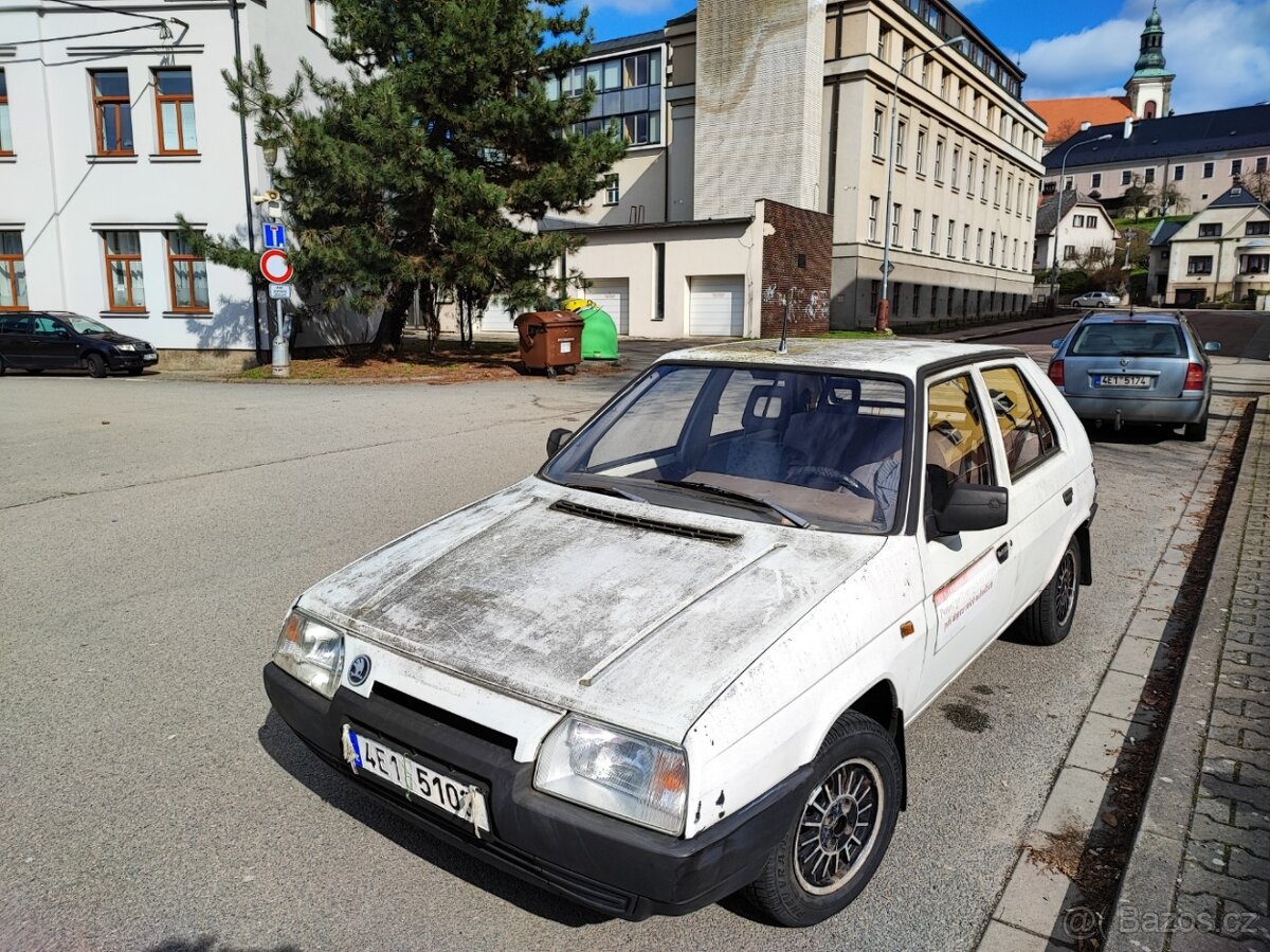 Favorit - pojízdný