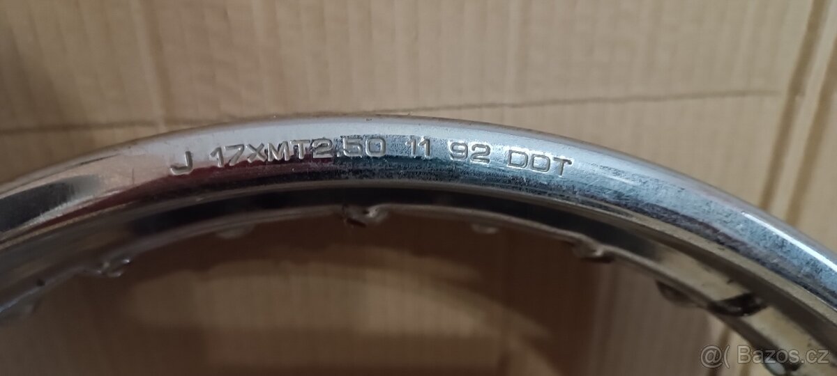 ráfek D.I.D. J 17XMT2,50 11 92 DOT ( 1693 - 23 19 )