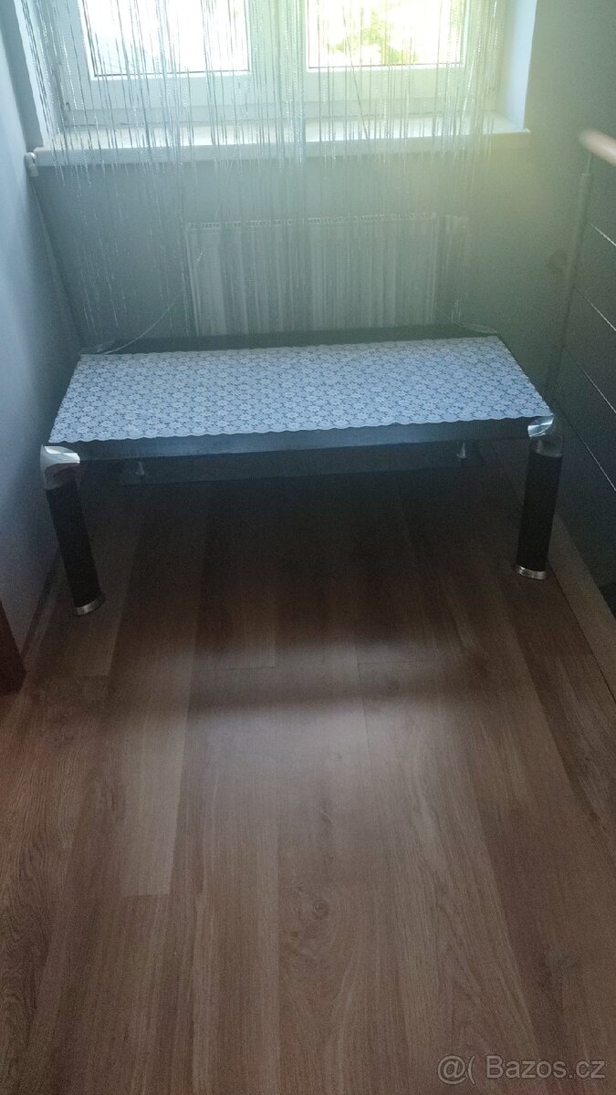 Konferenční stolek