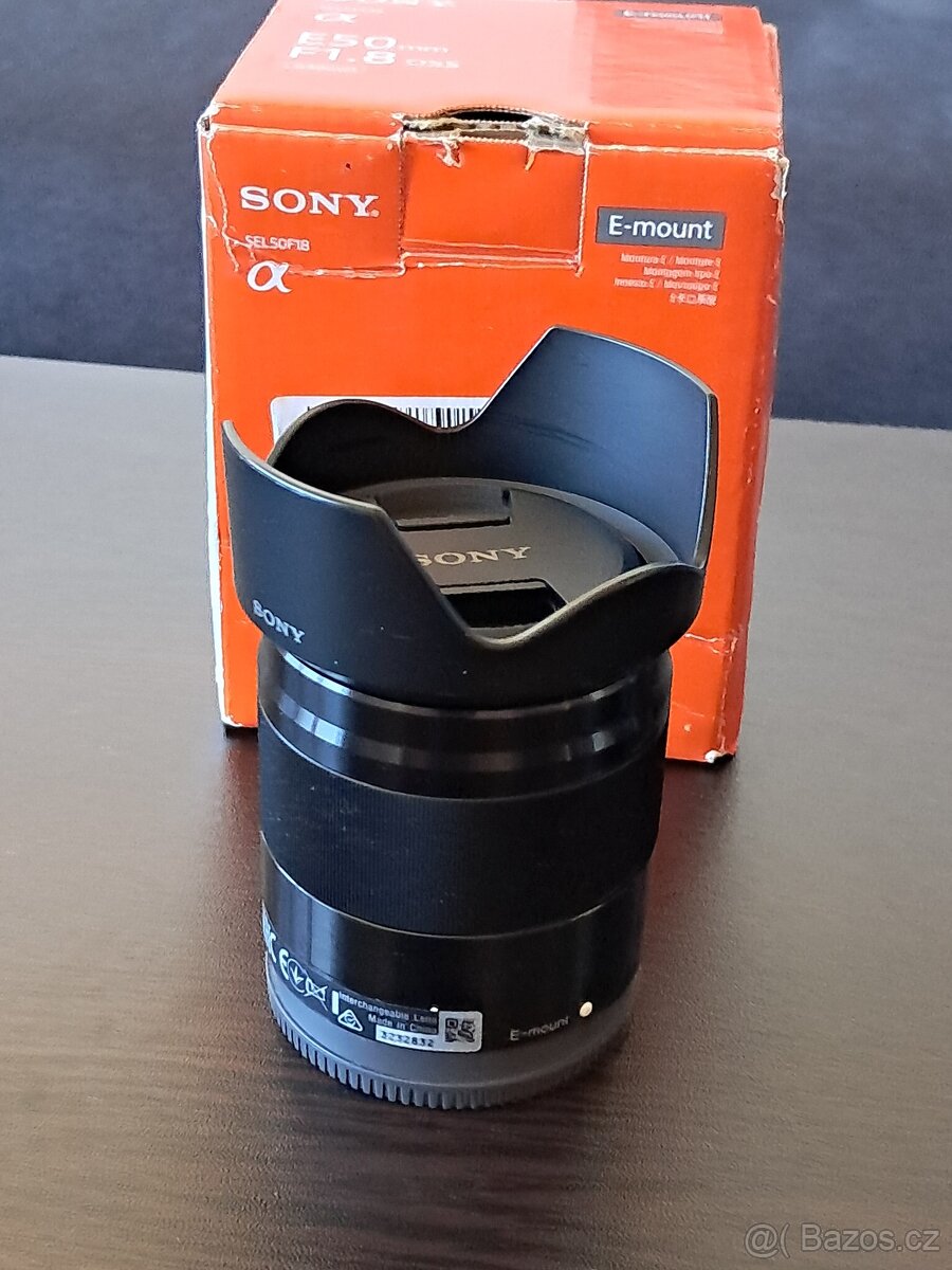 SONY E50mm F1.8 oss