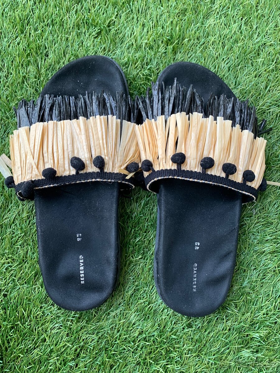 Letní pantofle Reserved vel. 40