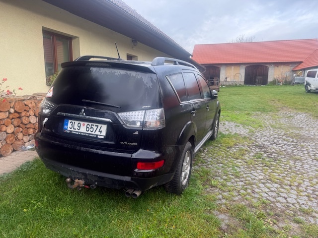 Prodám Mitsubishi OUTLANDER