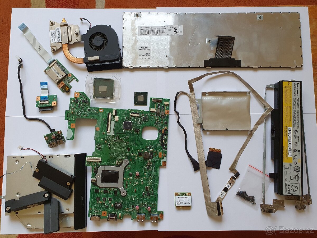 Notebook na součástky Lenovo G580 model 20157