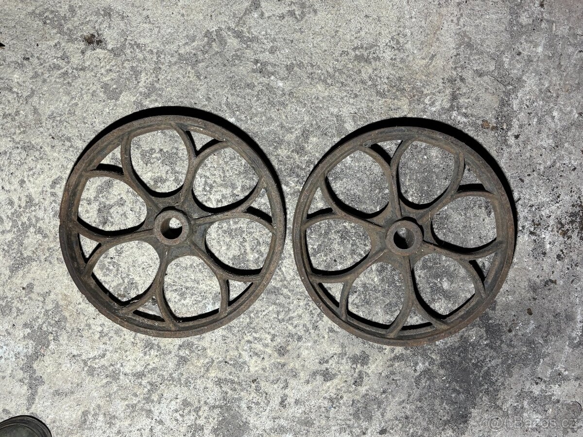 Prodám tyto kola ke stabilnímu motoru