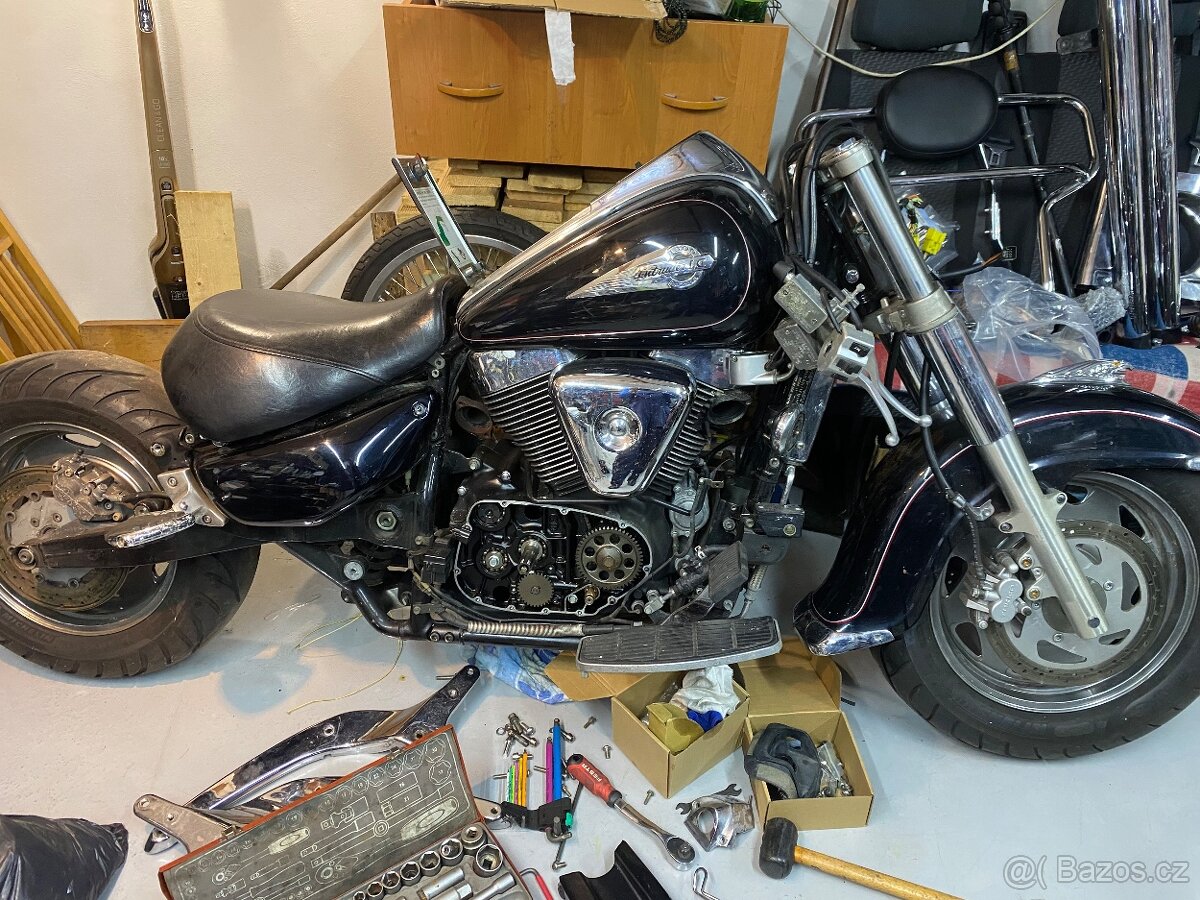 Suzuki Intruder 1500