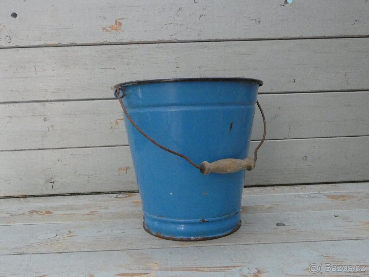 smaltovaný kbelík, modrý smalt