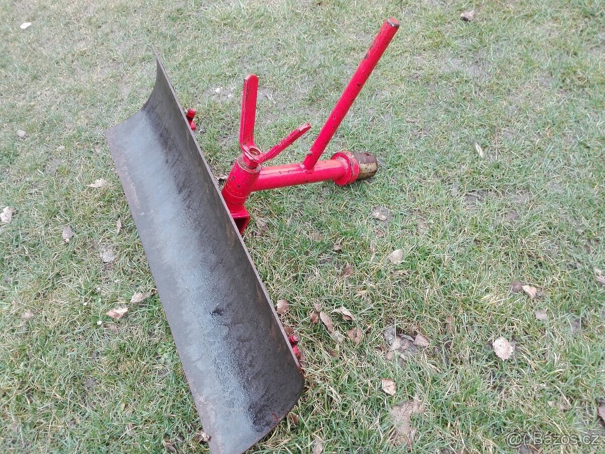 sněhova radlice Vari