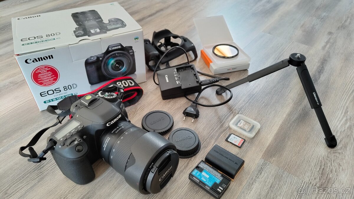 Canon EOS 80d + objektiv EF-S 18-135 IS nanoUSM Canon