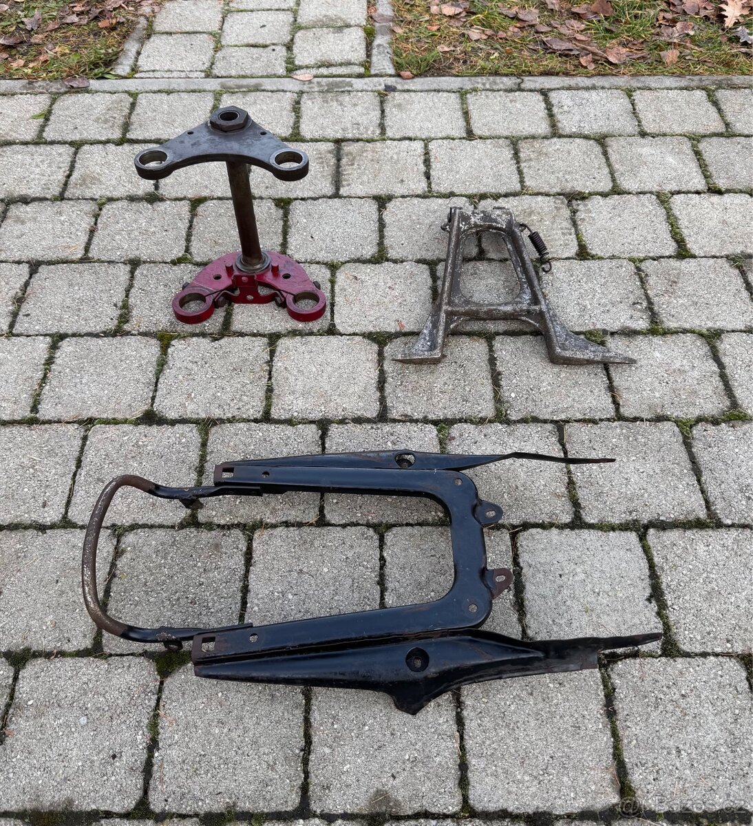 CZ 125 175 250 kyvacka - dily