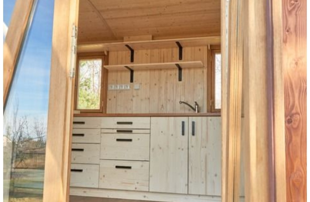 Sádrokarton, truhlářské práce