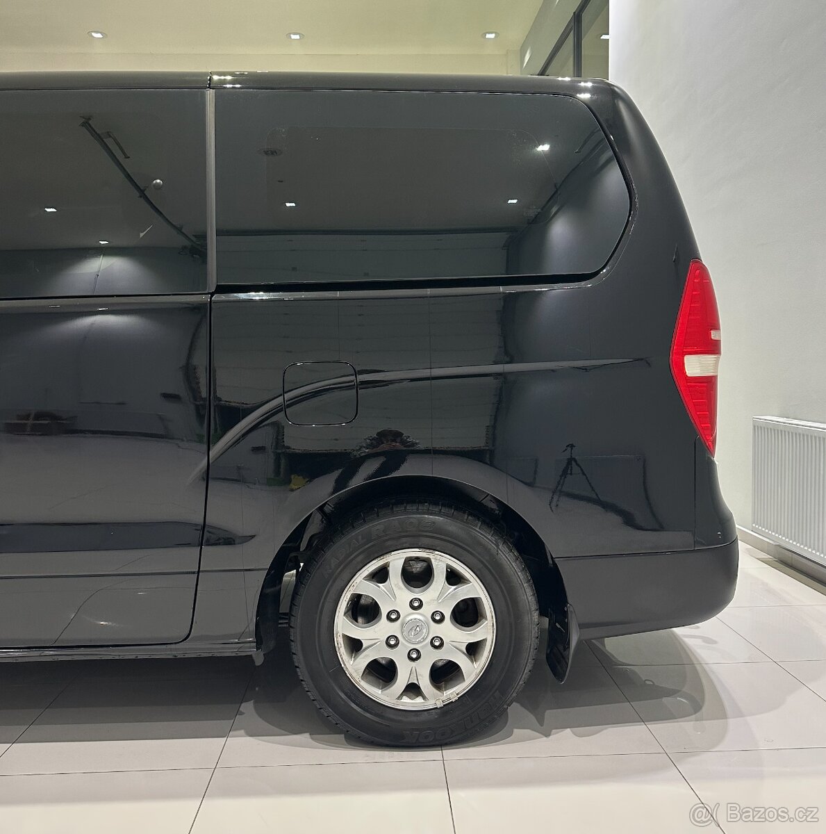 Hyundai H 1,  2.5 DIESEL Ojeté, 8/2011, 153 000 km
