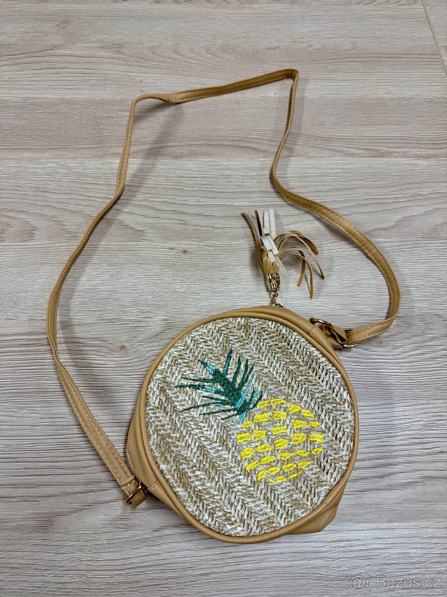 Nádherná ratanová "ananas" hnědá kabelka