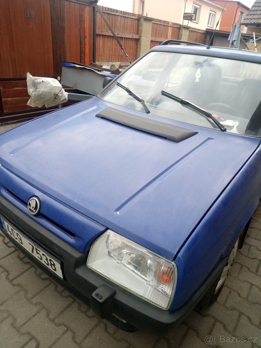 Škoda favorit 135
