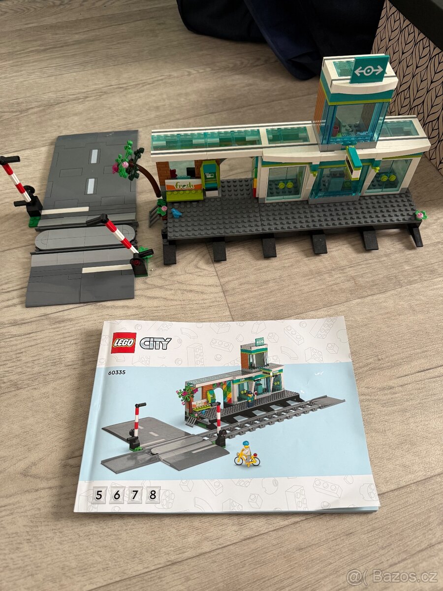 Lego vlaky, koleje, nadrazi