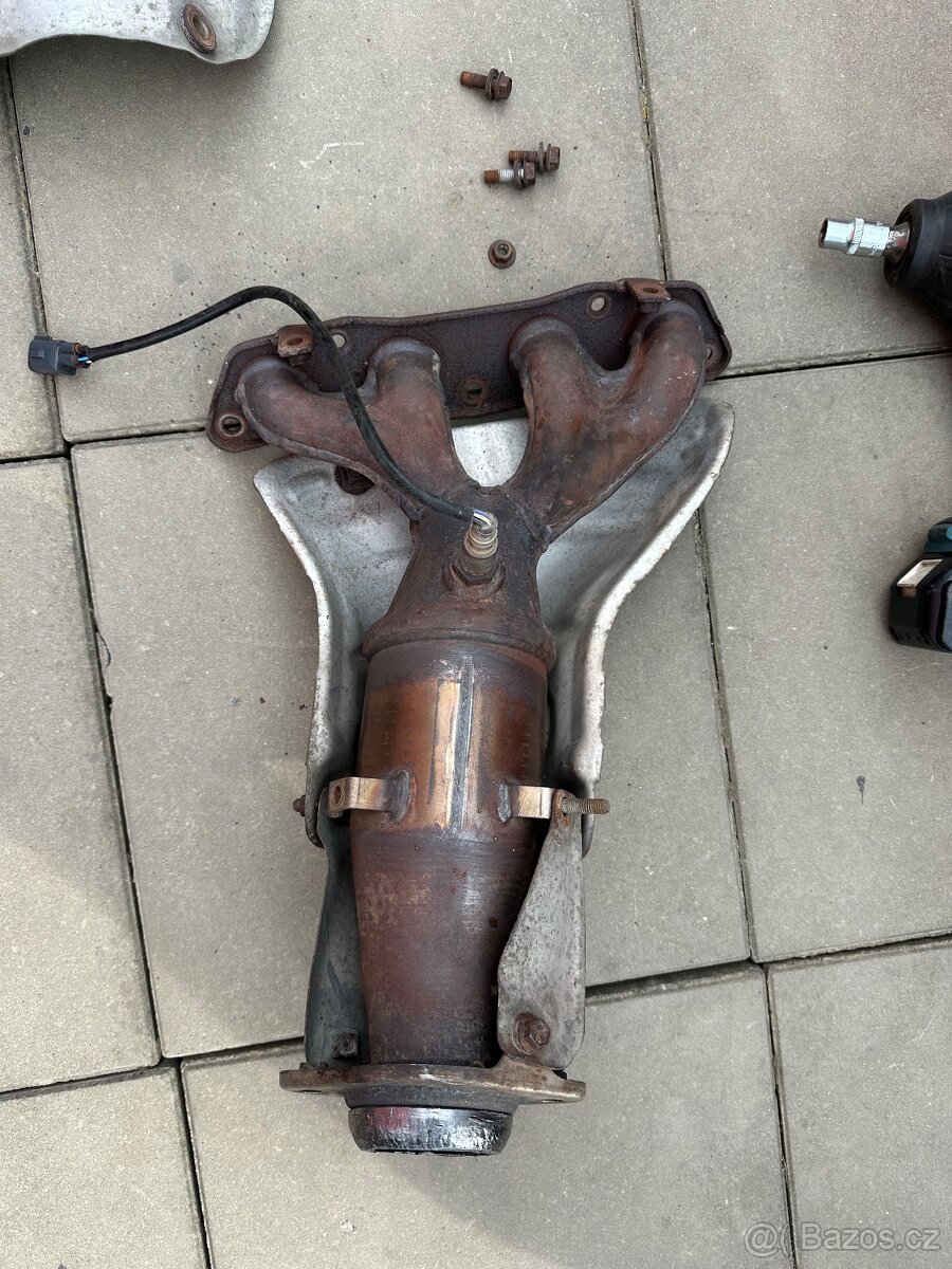 Predám Katalyzator Corolla VERSO 04-08 1.8 Vvti 95kw 1ZZ