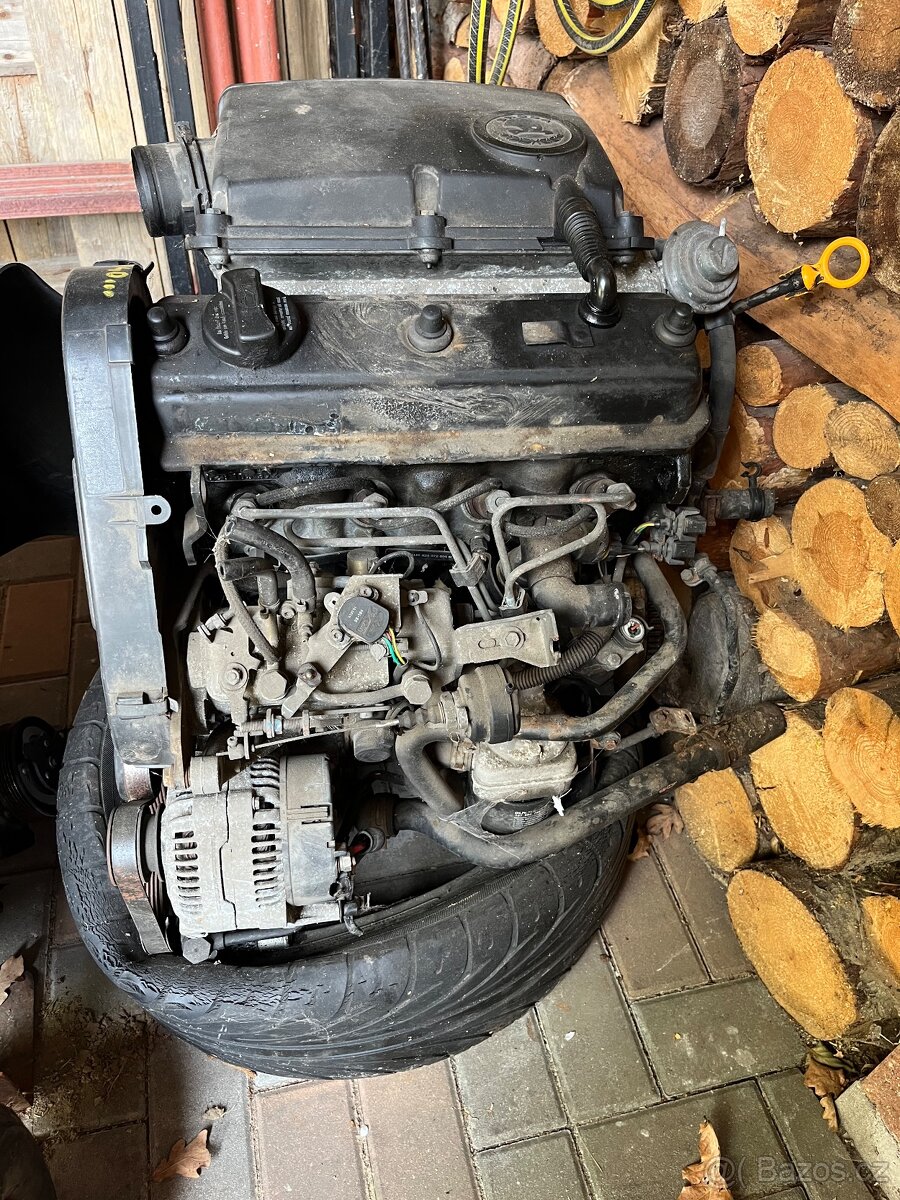 Motor kompletní Škoda Felicia 1.9D