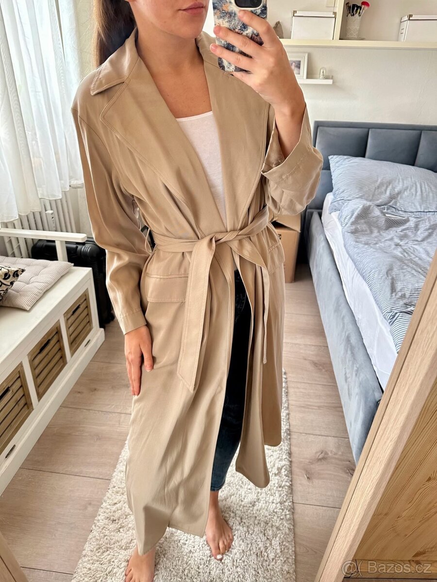 ZARA KRÁSNÝ BÉŽOVÝ TRENCH COAT / KABÁTEK