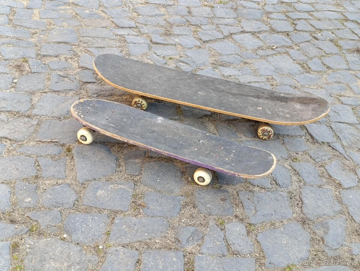 Starší používaný skateboardy
