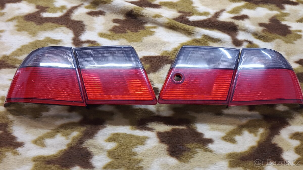 Zadní lampy SAAB 9-5