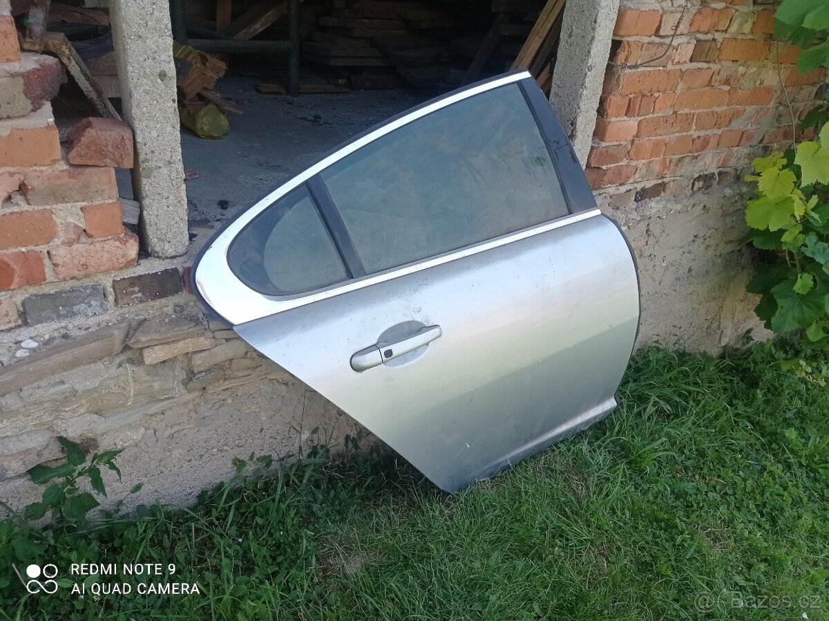 Jaguar XF dveře pravé zadní