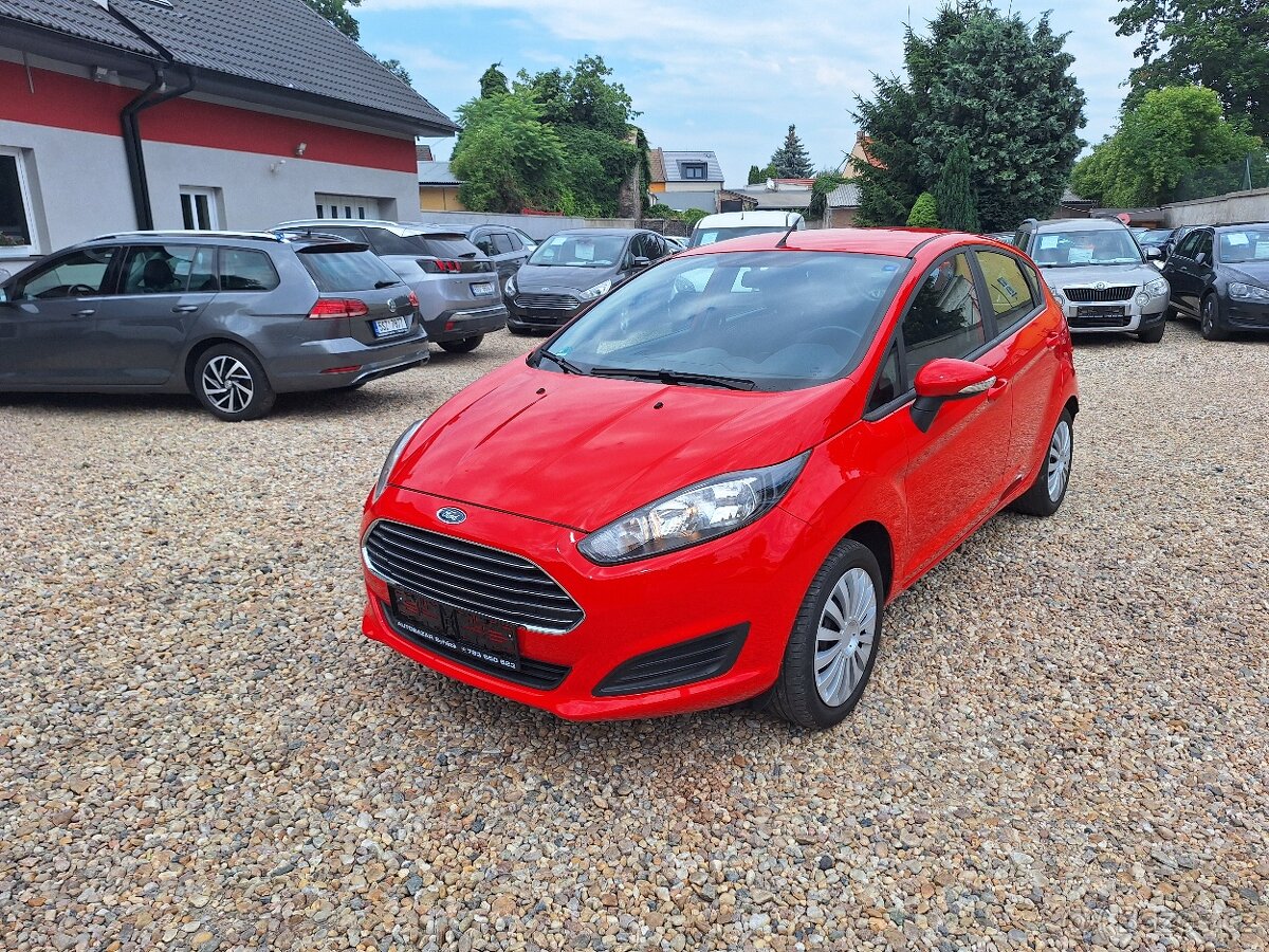 Ford Fiesta 1.25i 16V 60KW S.Kniha , Najeto 76.000Km +Zim. k
