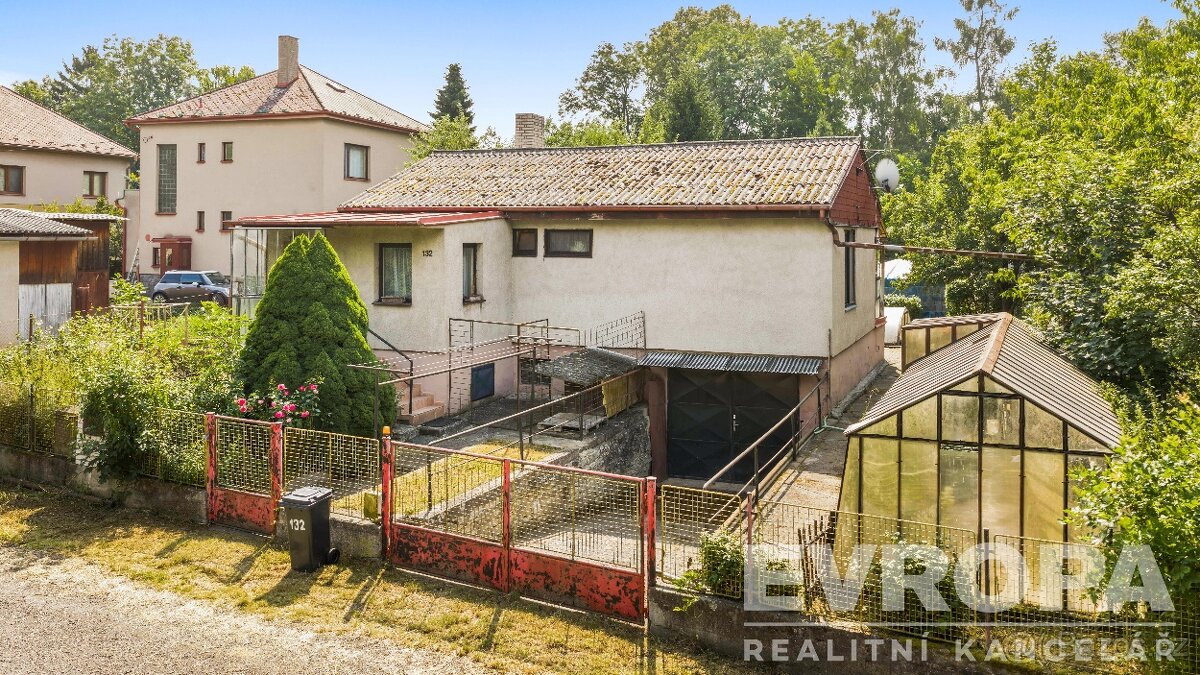Prodej rodinného domu 3+1, 80 m2 v Chrásti - Podlažice